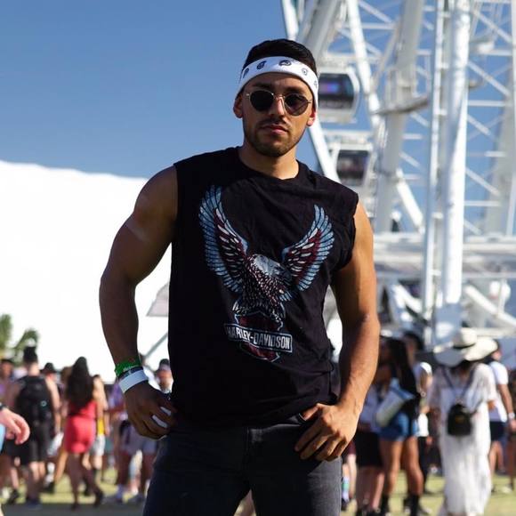 Meet your Posher, Jimmy - Picture 2 of 2